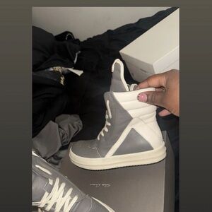 Rick Owens Kids Boots in Gray and White